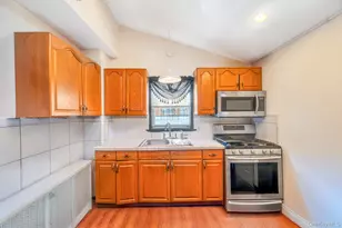 119-84 178th Pl, Jamaica, NY 11434 - Photo 16