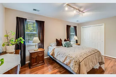 71 Biltmore Circle #71, Huntington Station, NY 11746 - Photo 14