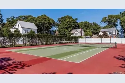 71 Biltmore Circle #71, Huntington Station, NY 11746 - Photo 22