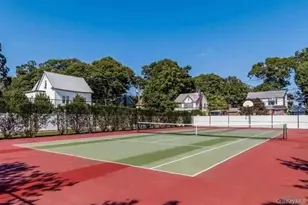 71 Biltmore Cir, Huntington Station, NY 11746 - Photo 22