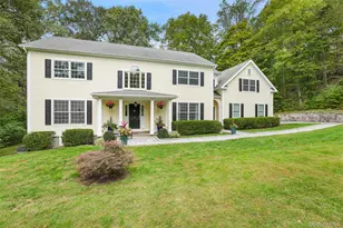 19 Ledgewood Ln, South Salem, NY 10590 - Photo 2