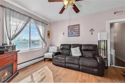 449 Revere Avenue, Bronx, NY 10465 - Photo 18