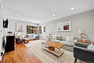 1195 E Broadway, Hewlett, NY 11557 - Photo 14