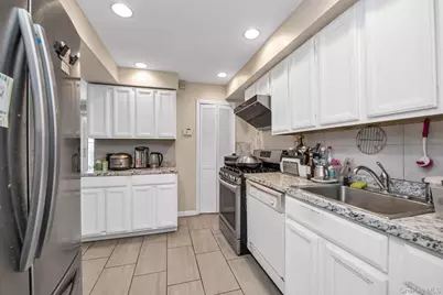 13318 Centreville Street, Ozone Park, NY 11417 - Photo 6