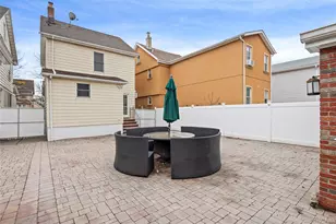 89-21 Aubrey Ave, Glendale, NY 11385 - Photo 12