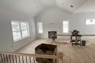 40 Neversink Dr, Port Jervis, NY 12771 - Photo 2