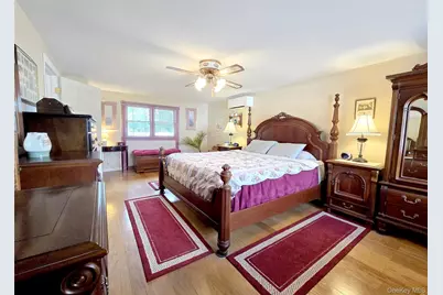 8 Corvette Road, Selden, NY 11784 - Photo 12