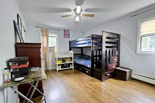 10 Hyde Ln, Coram, NY 11727 - Photo 12