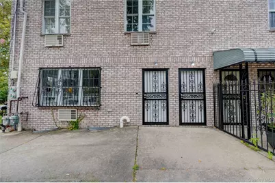 1056 E 215th Street, Bronx, NY 10469 - Photo 40