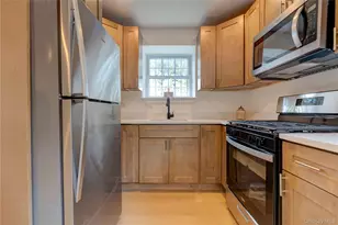 1056 E 215th St, Bronx, NY 10469 - Photo 8