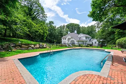 28 Sterling Lane, Sands Point, NY 11050 - Photo 32