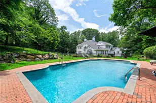 28 Sterling Ln, Sands Point, NY 11050 - Photo 32