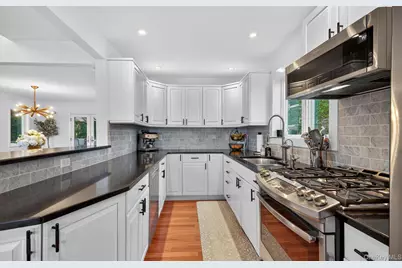 602 McKinley Terrace, Centerport, NY 11721 - Photo 14