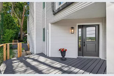 602 McKinley Terrace, Centerport, NY 11721 - Photo 2