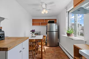 126 Carnegie Ave, Elmont, NY 11003 - Photo 22