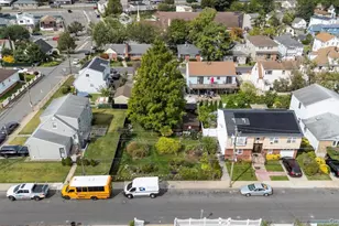 126 Carnegie Ave, Elmont, NY 11003 - Photo 38