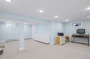 7 Driftwood Dr, Glen Cove, NY 11542 - Photo 34