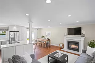 7 Driftwood Dr, Glen Cove, NY 11542 - Photo 6