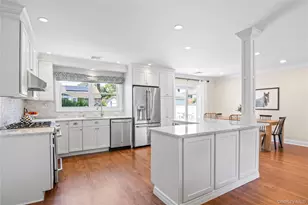 7 Driftwood Dr, Glen Cove, NY 11542 - Photo 16