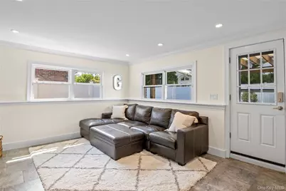 7 Driftwood Drive, Glen Cove, NY 11542 - Photo 30