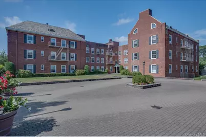1815 Palmer Avenue #2V, Larchmont, NY 10538 - Photo 4