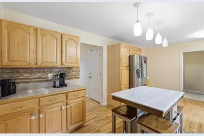 6 13th Street, Selden, NY 11784 - Photo 10