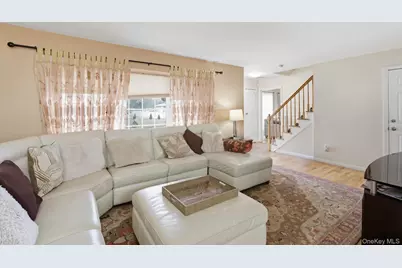 6 13th Street, Selden, NY 11784 - Photo 8