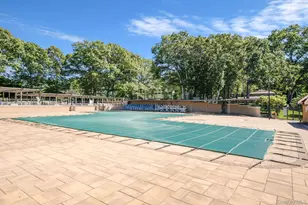 269 Berwick Ct, Ridge, NY 11961 - Photo 32