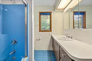 1425 Laurelwood Dr, Laurel, NY 11948 - Photo 28