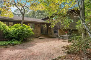 1425 Laurelwood Dr, Laurel, NY 11948 - Photo 46