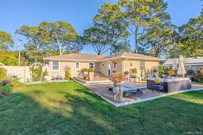 10 S Old Neck Road, Center Moriches, NY 11934 - Photo 30