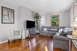 10 S Old Neck Rd, Center Moriches, NY 11934 - Photo 14