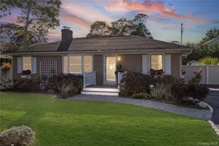 10 S Old Neck Rd, Center Moriches, NY 11934 - Photo 2