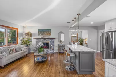 10 S Old Neck Road, Center Moriches, NY 11934 - Photo 8