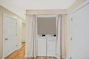 35 Maple Ave, Bellport, NY 11713 - Photo 16