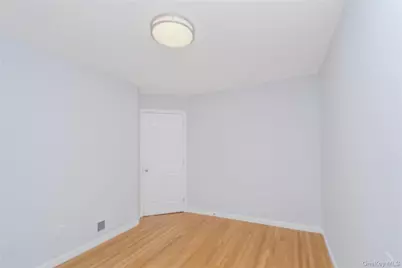 14 Ragazzi Ln, New York, NY 10305 - Photo 18