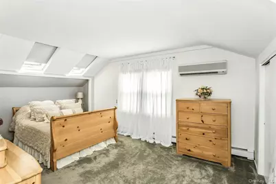 12 Roosevelt Avenue, Malverne, NY 11565 - Photo 10