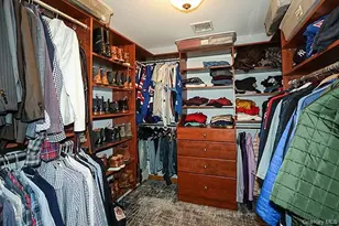 15 Hedgerow Ln, Commack, NY 11725 - Photo 14