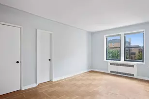 96-11 65th Rd, Rego Park, NY 11374 - Photo 4