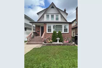 5 Lawrence Avenue, Lynbrook, NY 11563 - Photo 1