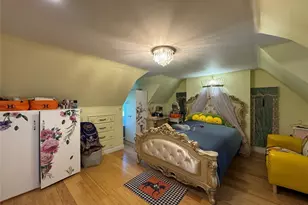 16 Ascot Ridge Rd, Great Neck, NY 11021 - Photo 16