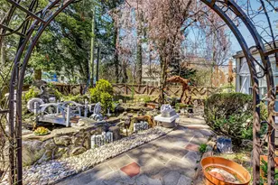 16 Ascot Ridge Rd, Great Neck, NY 11021 - Photo 28