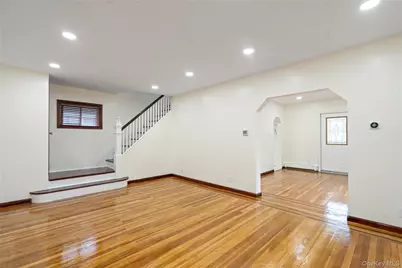 224 Bryant Avenue, Floral Park, NY 11001 - Photo 6