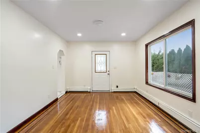 224 Bryant Avenue, Floral Park, NY 11001 - Photo 8