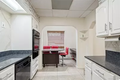 224 Bryant Avenue, Floral Park, NY 11001 - Photo 12