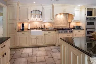 17 John Daves Ln, Huntington, NY 11743 - Photo 10