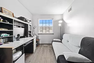 114 Beacon Ln, Bronx, NY 10473 - Photo 20