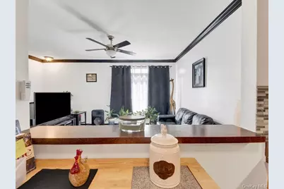 114 Beacon Lane #74, Bronx, NY 10473 - Photo 4