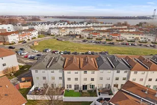 114 Beacon Ln, Bronx, NY 10473 - Photo 32