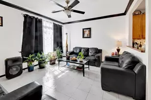 114 Beacon Ln, Bronx, NY 10473 - Photo 6